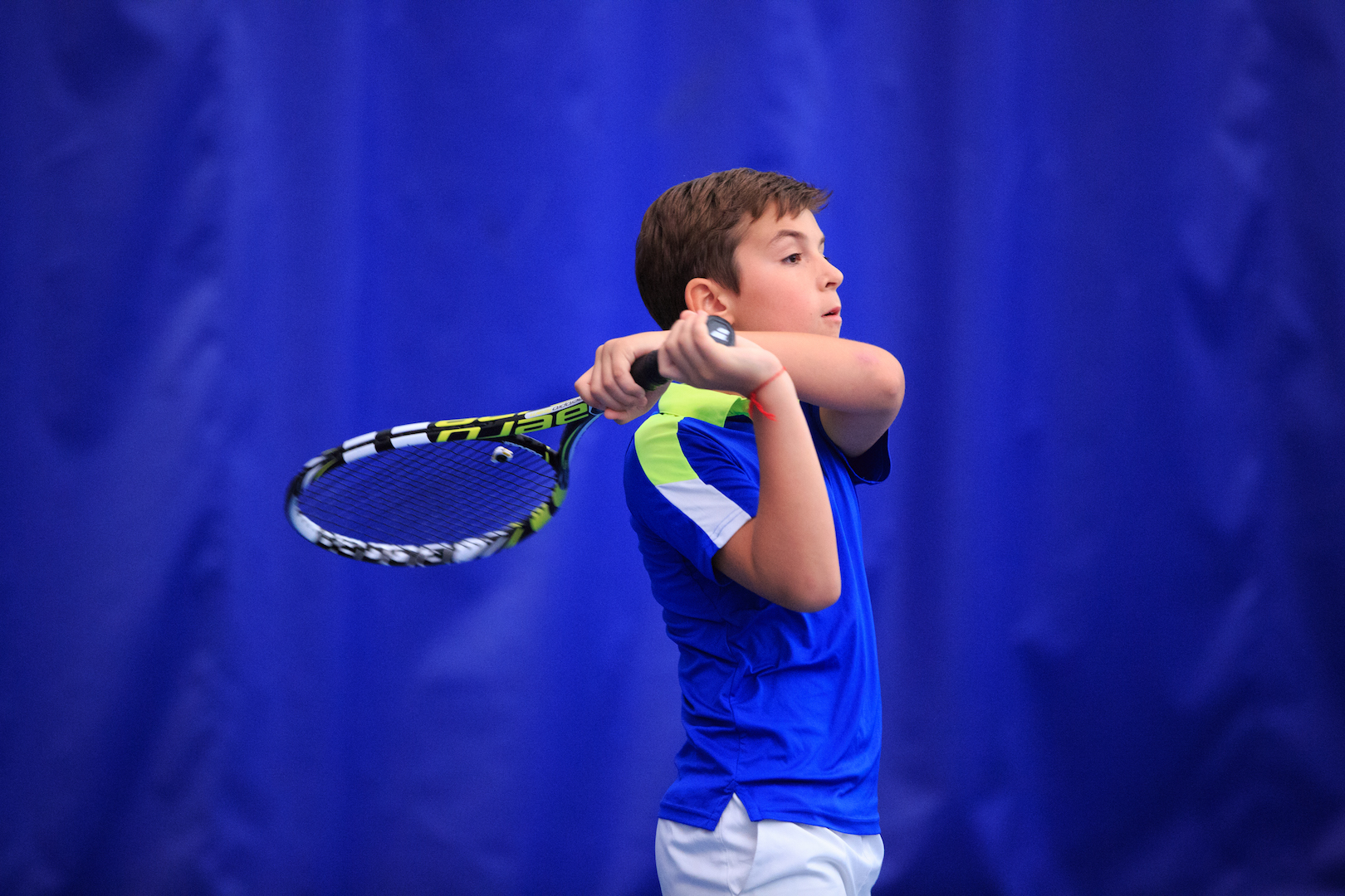 The Health Benefits of Tennis for Entire Family